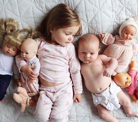 ژست عکس خواهرانه در طبیعت ژست عکس خواهرانه در طبیعت