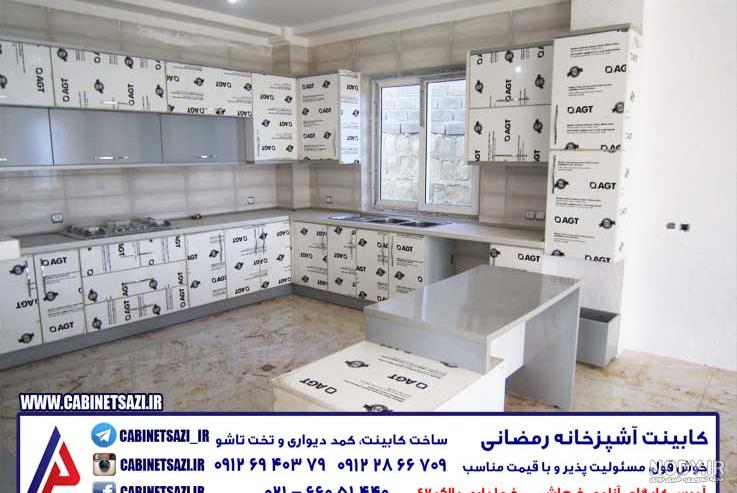 کابینت های گلاس سفید قهوه ای