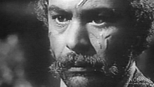 سنگ قبر داش آکل