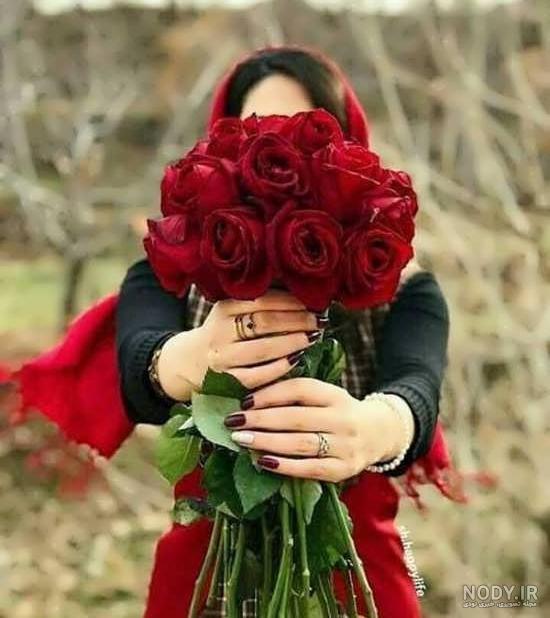عکس زن گلزار