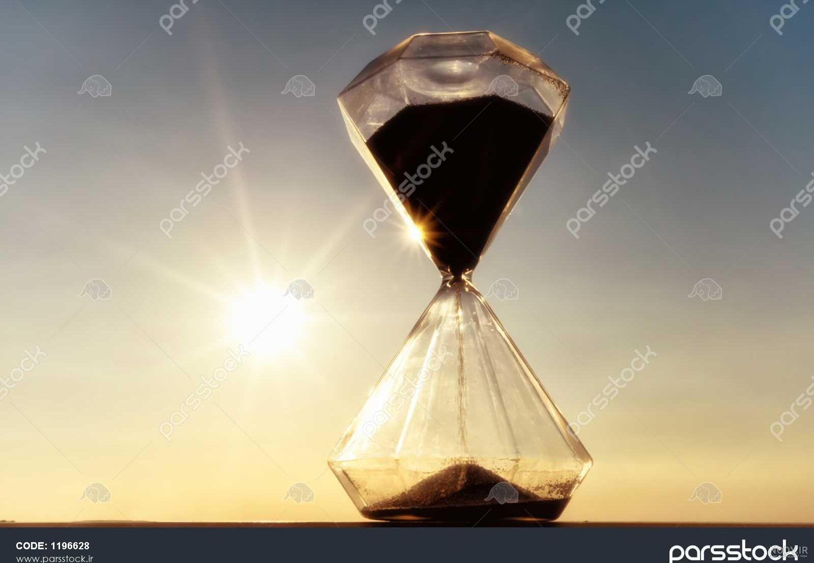 عکس ساعت شنی قدیمی عکس ساعت شنی قدیمی