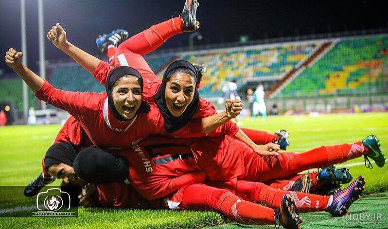 عکس فوتبالی استقلال عکس فوتبالی استقلال