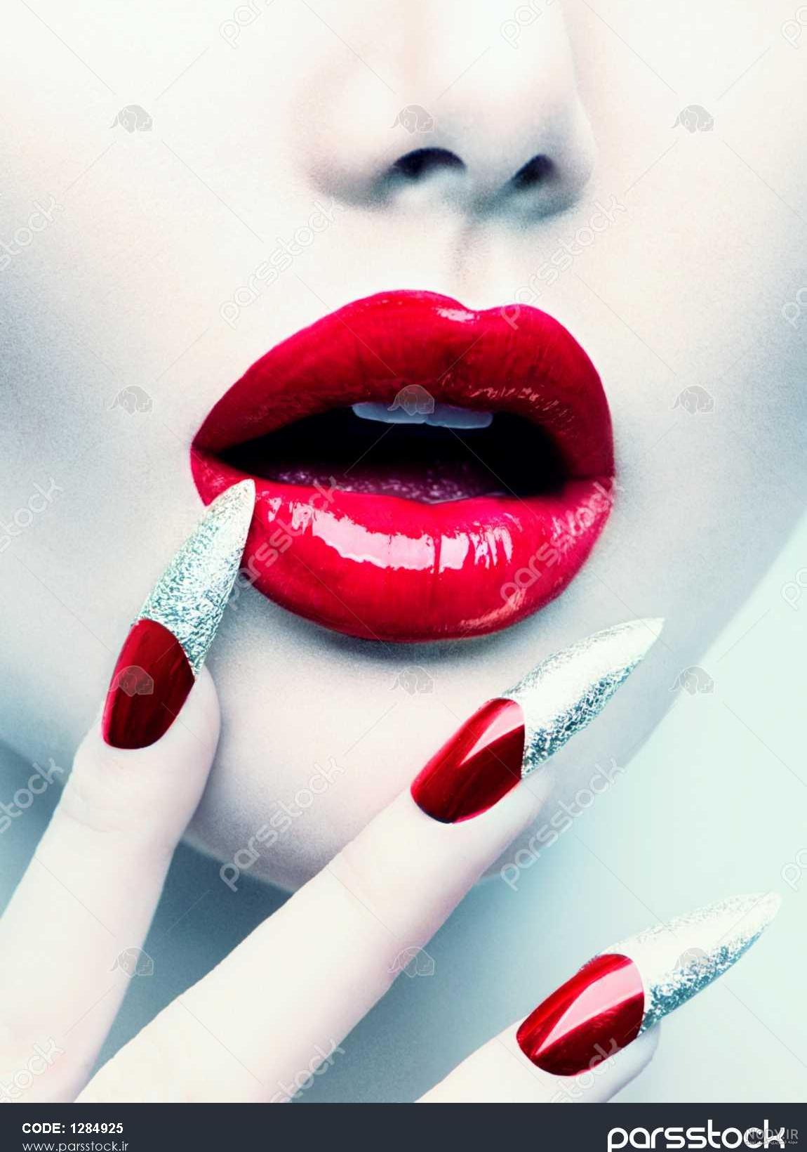عکس لب دختر و پسر برای پروفایل عکس لب دختر و پسر برای پروفایل