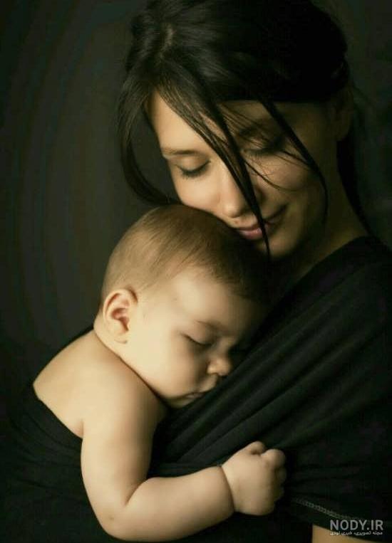 عکس مادر غمگین