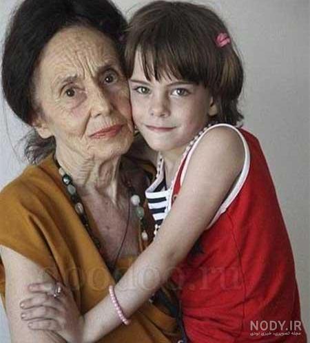 عکس مادر غمگین