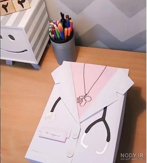 عکس کتابخانه برای پروفایل