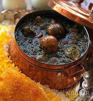 طرز تهیه قورمه سبزی جنوبی