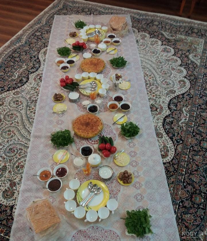 عکس صبحانه ساده در طبیعت عکس صبحانه ساده در طبیعت