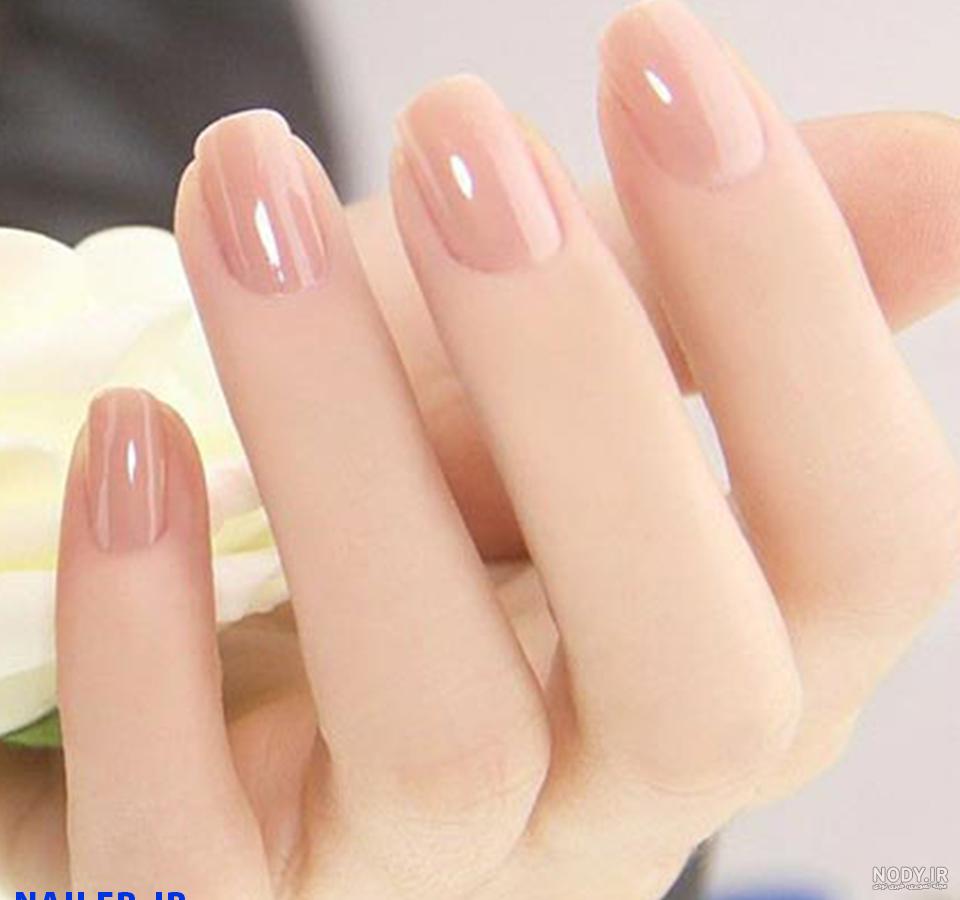 عکس ناخن لاک زده طبیعی عکس ناخن لاک زده طبیعی