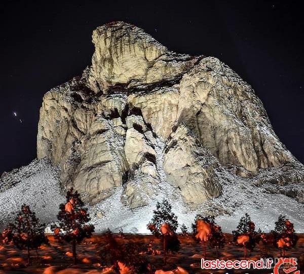 کوه شبیه انسان