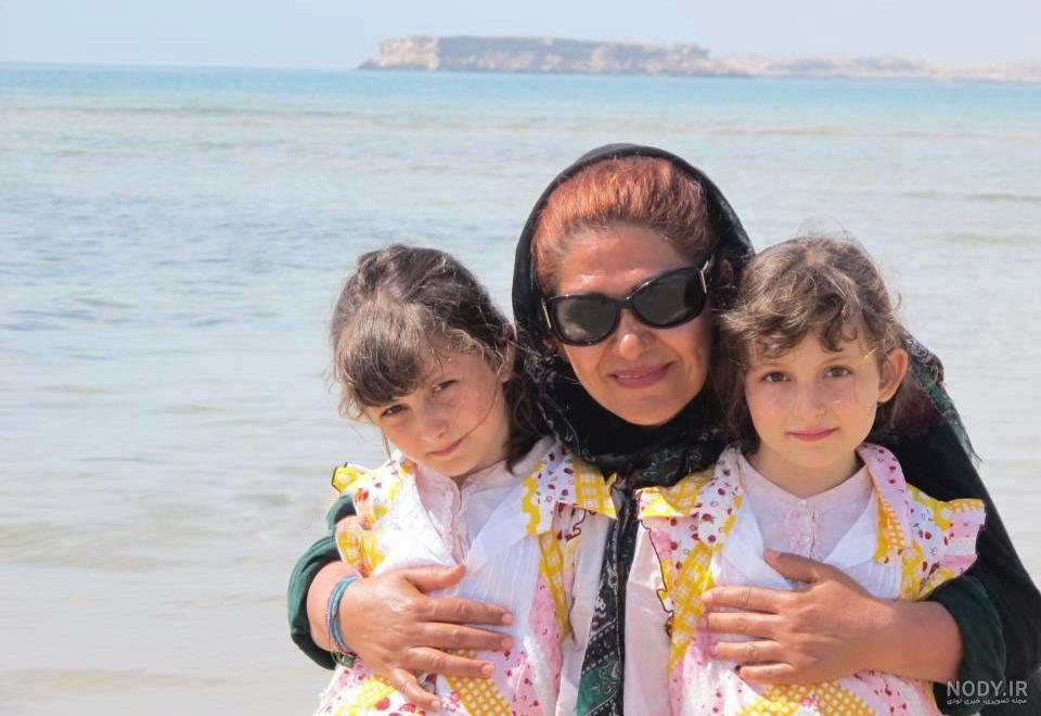 عکس سارا و نیکا در خارج اینستاگرام