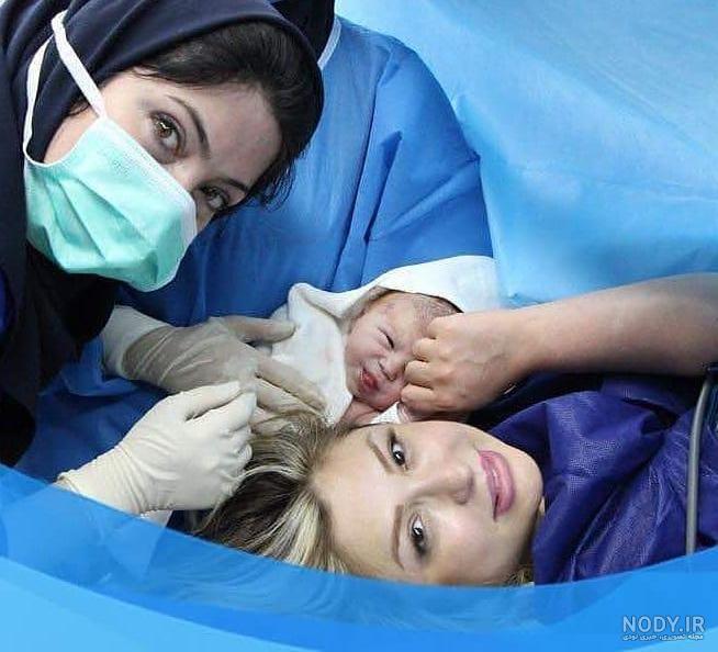 عکس نیوشا ضیغمی در خارج