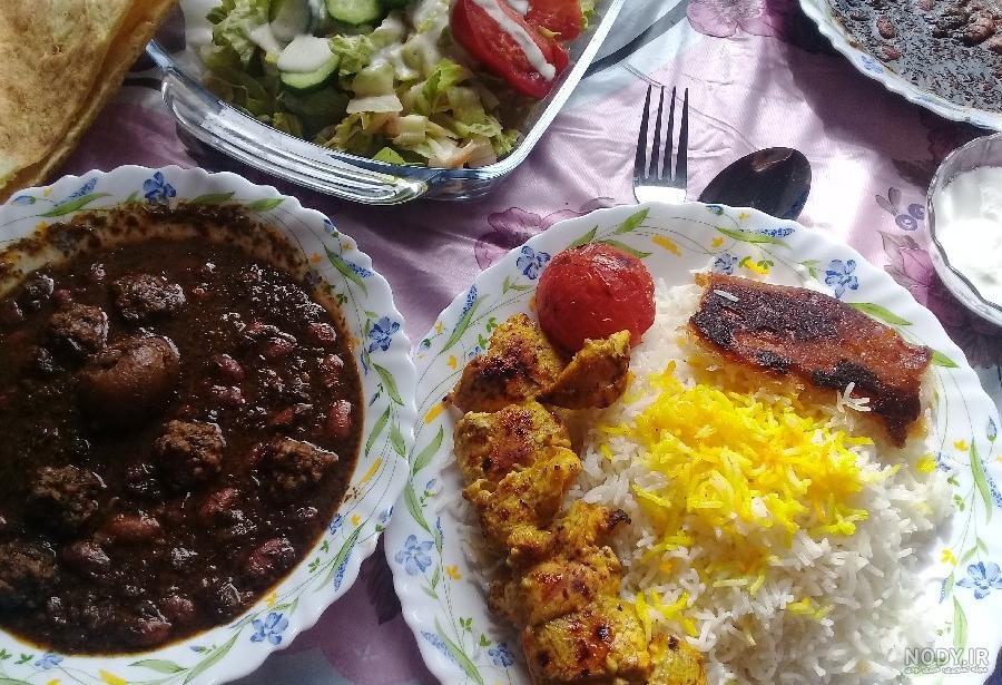 طرز تهیه قورمه سبزی برای ۴ نفر طرز تهیه قورمه سبزی برای ۴ نفر