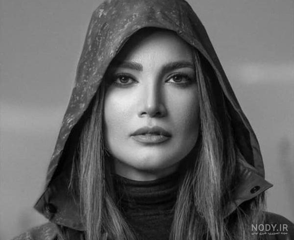 عکس نقاشی سیاه و سفید صورت
