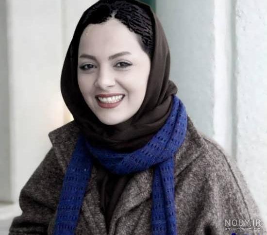 بیوگرافی چکامه چمن ماه