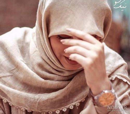 عکس دختر چادری از پشت سر