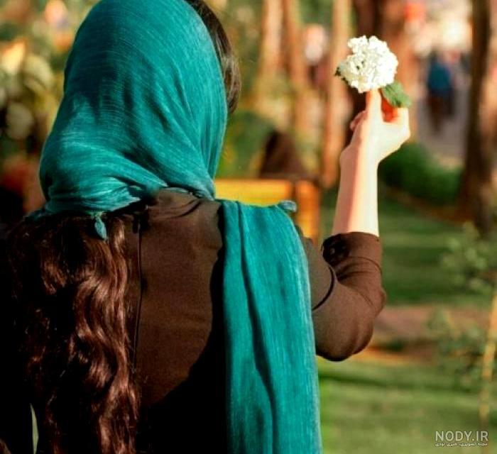 عکس دختر چادری با تفنگ