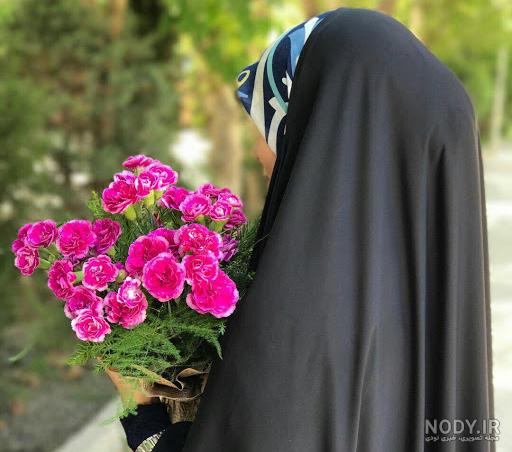 عکس زن با حجاب برای پروفایل
