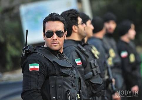 عکس پوریا پورسرخ با لباس پلیس عکس پوریا پورسرخ با لباس پلیس