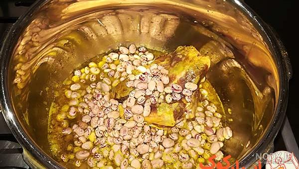 طرز تهیه قورمه سبزی با مرغ و لوبیا چشم بلبلی طرز تهیه قورمه سبزی با مرغ و لوبیا چشم بلبلی
