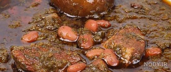 طرز تهیه قورمه سبزی برای ۱۰ نفر طرز تهیه قورمه سبزی برای ۱۰ نفر