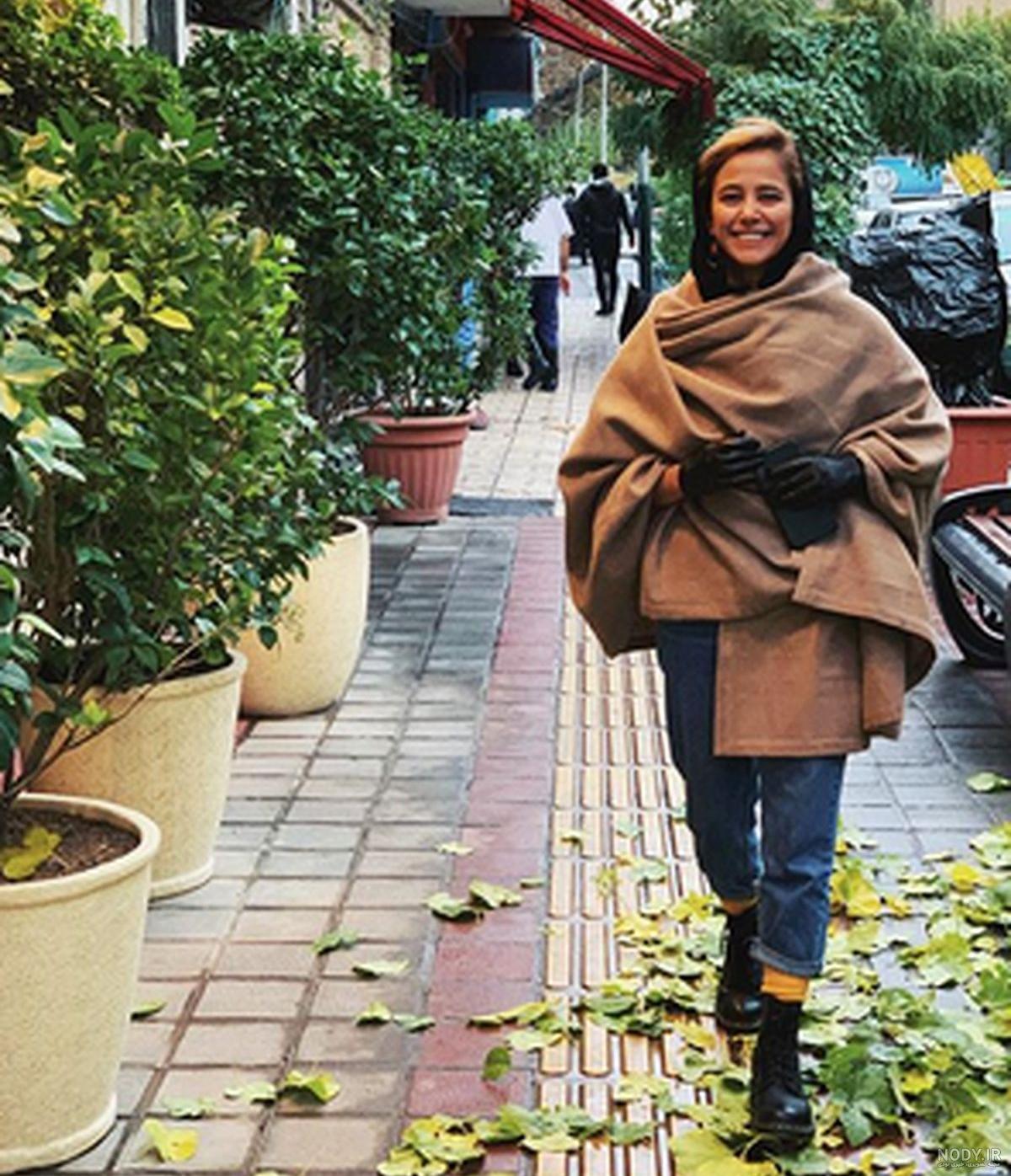 الناز حبیبی با حجاب
