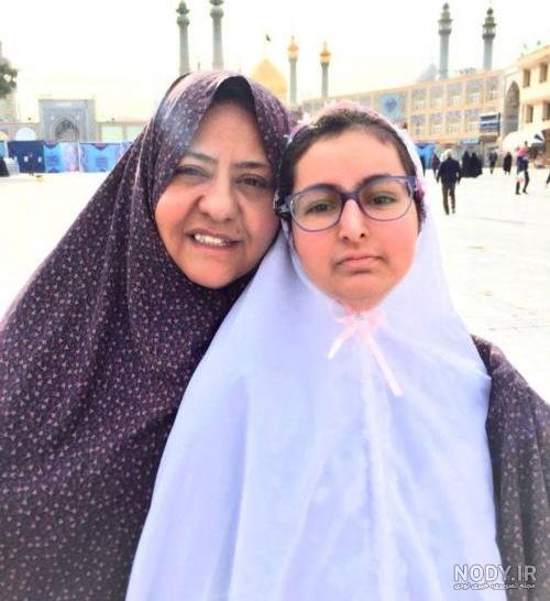 رابعه اسکویی در خارج رابعه اسکویی در خارج