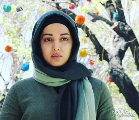 روشنک گرامی در فاصله ها