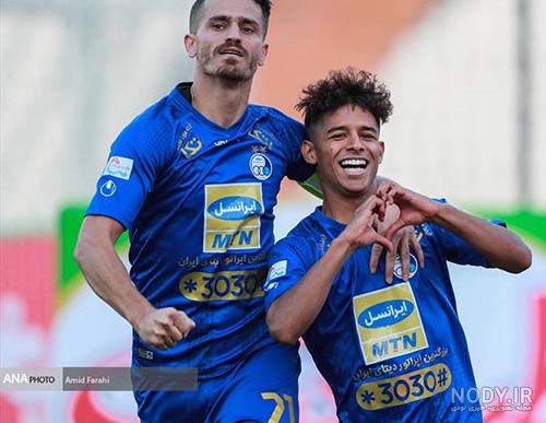 عکس پدر و مادر مهدی قائدی