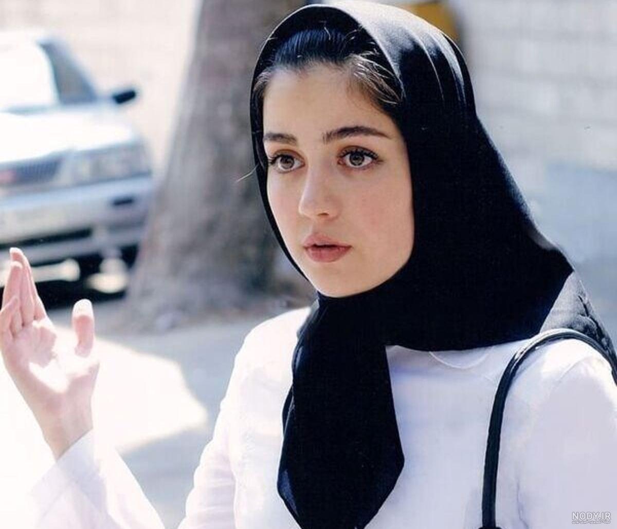 افسانه پاکرو و خواهرش سعیده