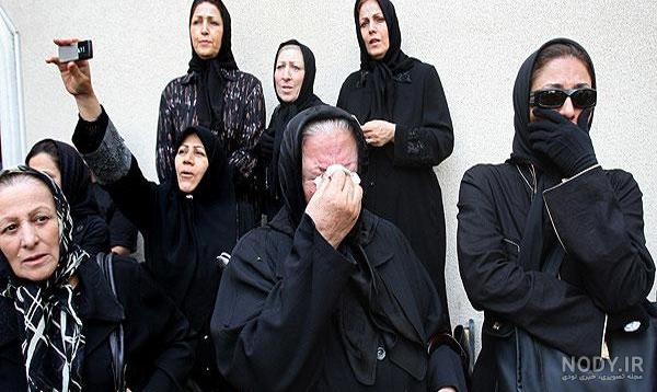 سنگ قبر پروین میکده