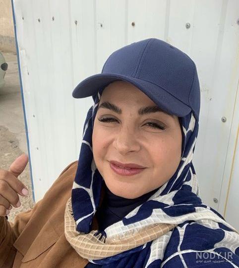 ژست عکس با کلاه اسپرت ژست عکس با کلاه اسپرت