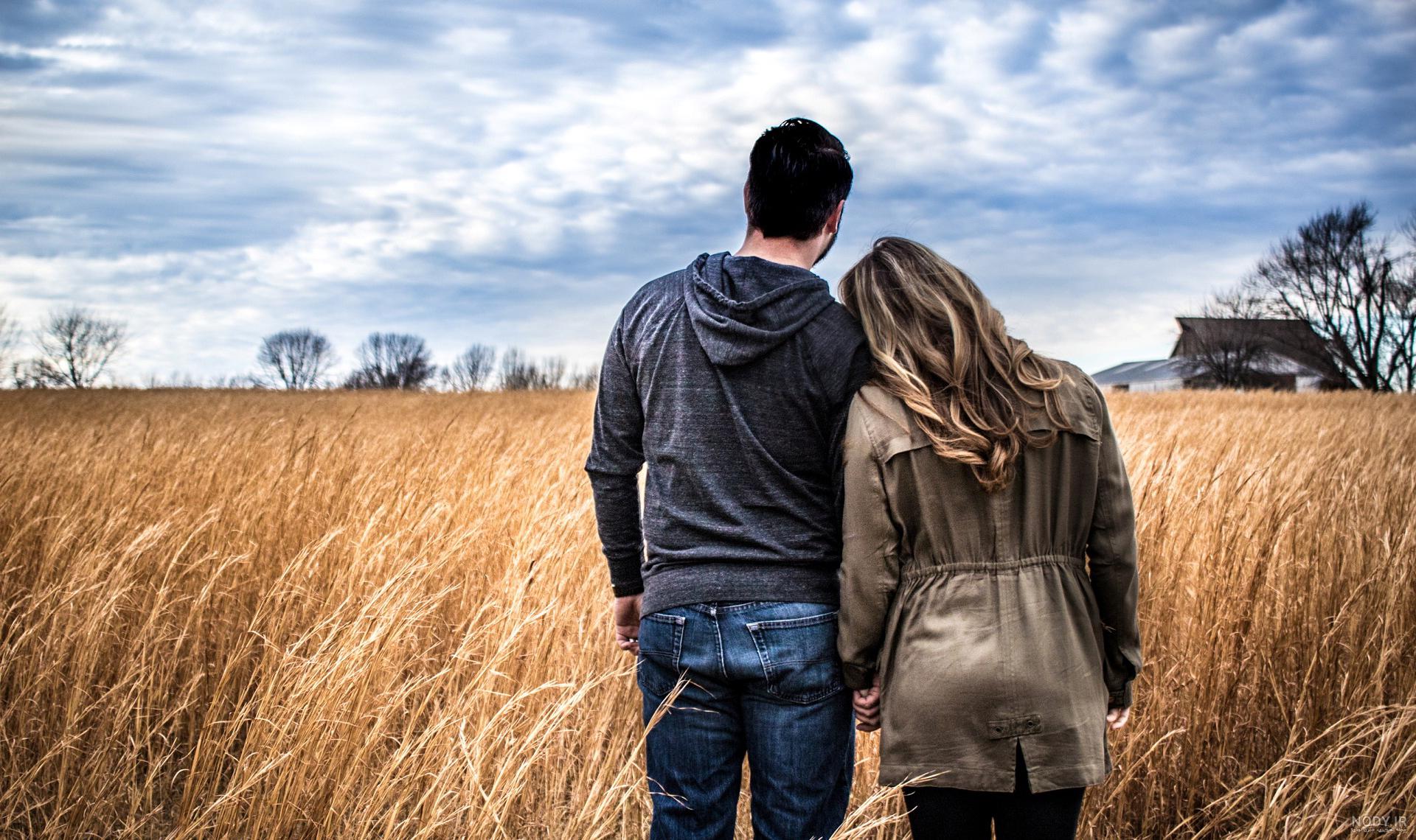 عکس گندم زار عاشقانه