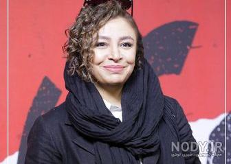 جواد عزتی و همسرش و فرزندش
