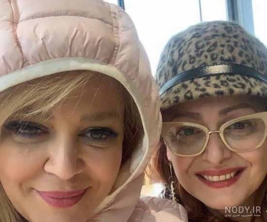 عکس فرناز رهنما و خواهرش