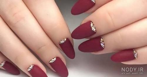 عکس رنگ ناخن زرشکی عکس رنگ ناخن زرشکی