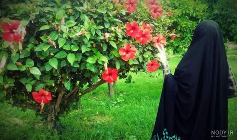 عکس دختر با تفنگ برای پروفایل