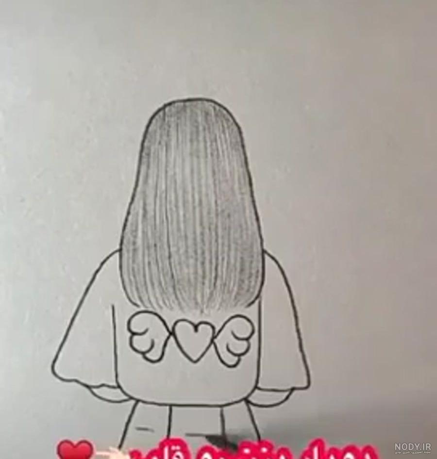 نقاشی از پشت سر