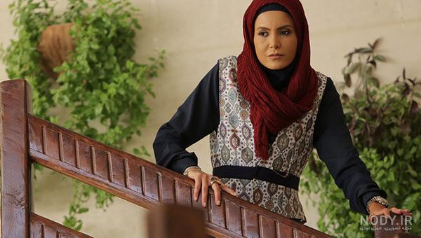 دیبا زاهدی در آقازاده