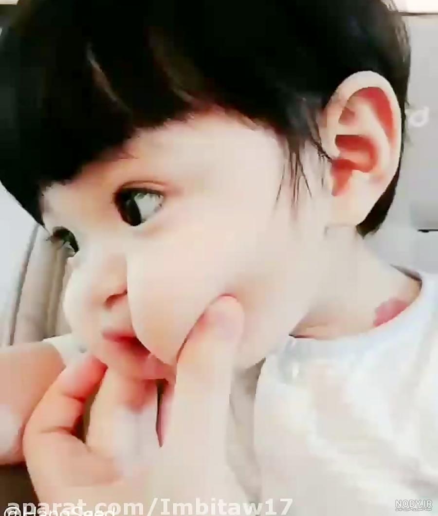عکس دختر بچه چشم رنگی عکس دختر بچه چشم رنگی