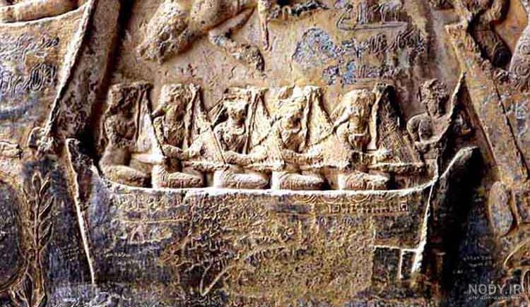 سنگ نگاره های طاق بستان مربوط به دوره حکومت هخامنشیان میباشد سنگ نگاره های طاق بستان مربوط به دوره حکومت هخامنشیان میباشد