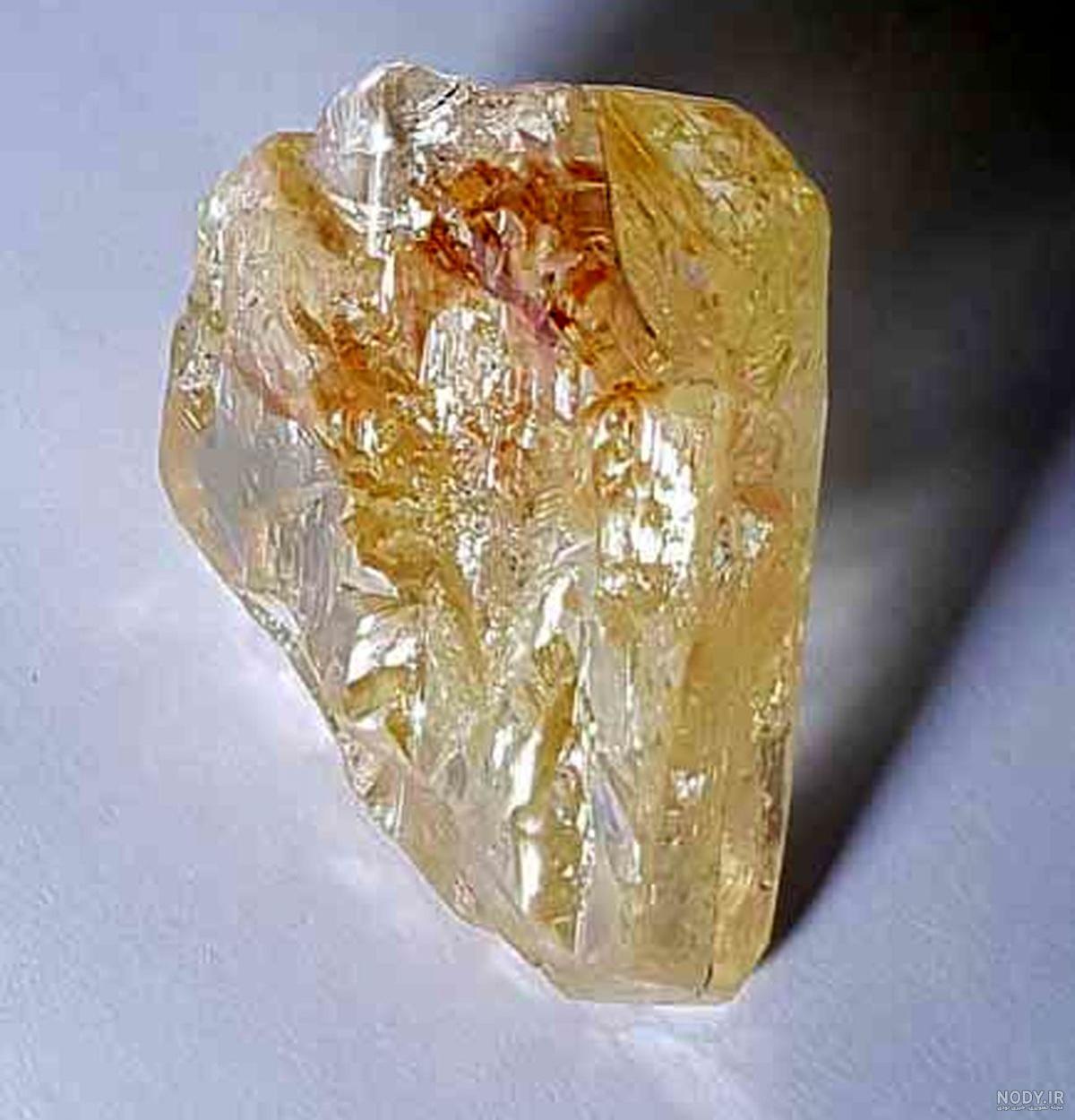 سنگ الماس اسیاب سفید چیست