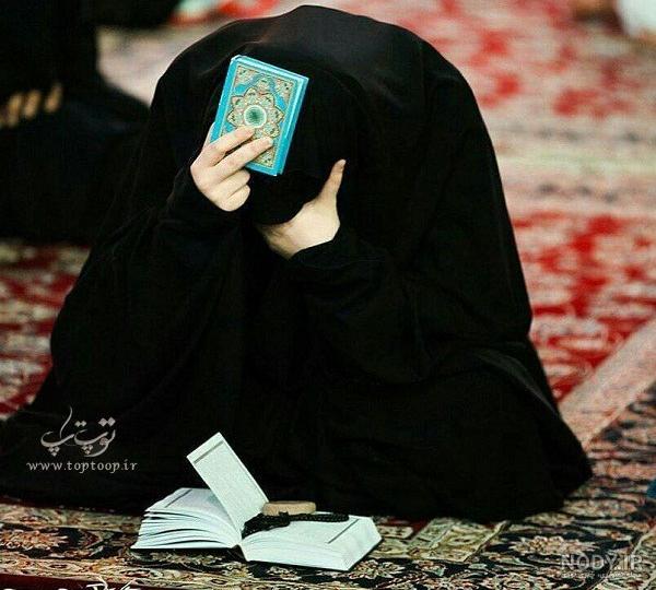 عکس دختر چادری در حرم امام رضا