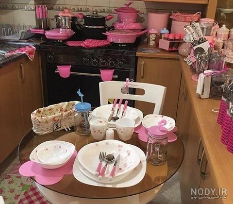 چیدمان داخل کابینت آشپزخانه عروس چیدمان داخل کابینت آشپزخانه عروس