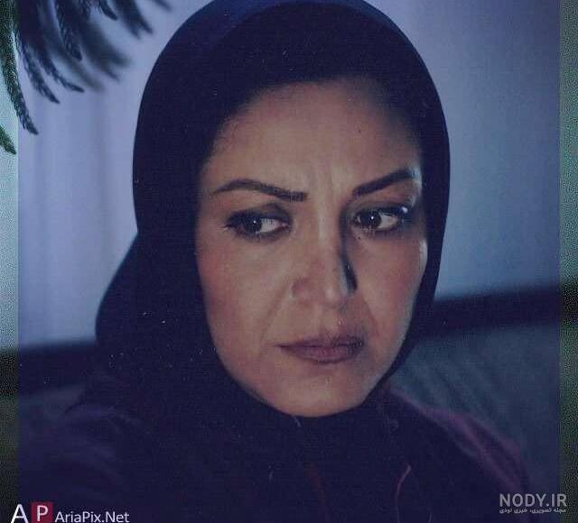 شراره خواننده ویکی پدیا