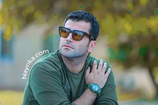 عکس روزبه حصاری و همسرش و فرزندش