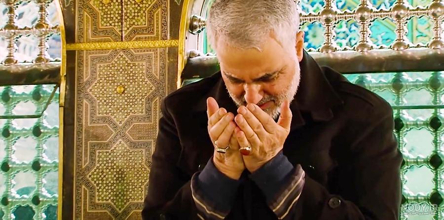 عکس سردار سلیمانی در حرم امام رضا عکس سردار سلیمانی در حرم امام رضا
