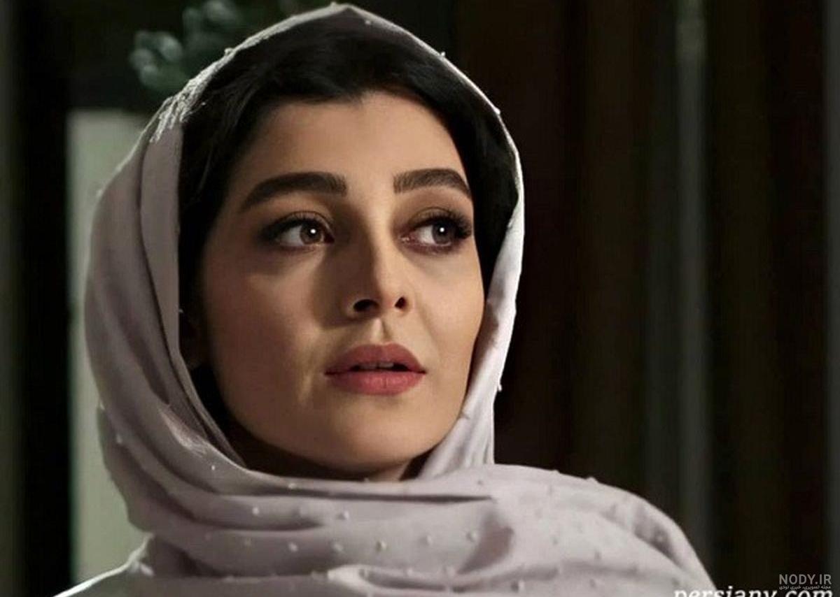 بیوگرافی ساره بیات