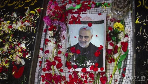 سنگ قبر قاسم سلیمانی غلط املایی سنگ قبر قاسم سلیمانی غلط املایی
