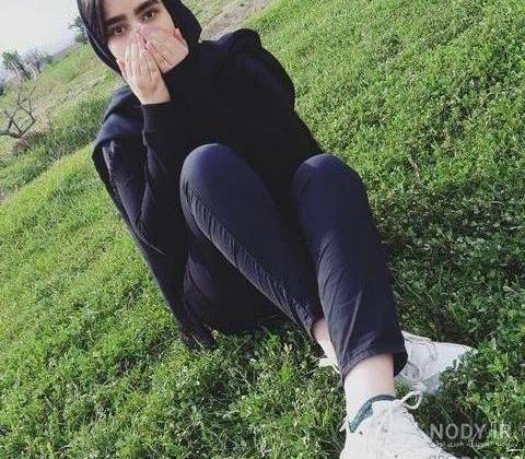 عکس فیک دخترونه شبیه هم